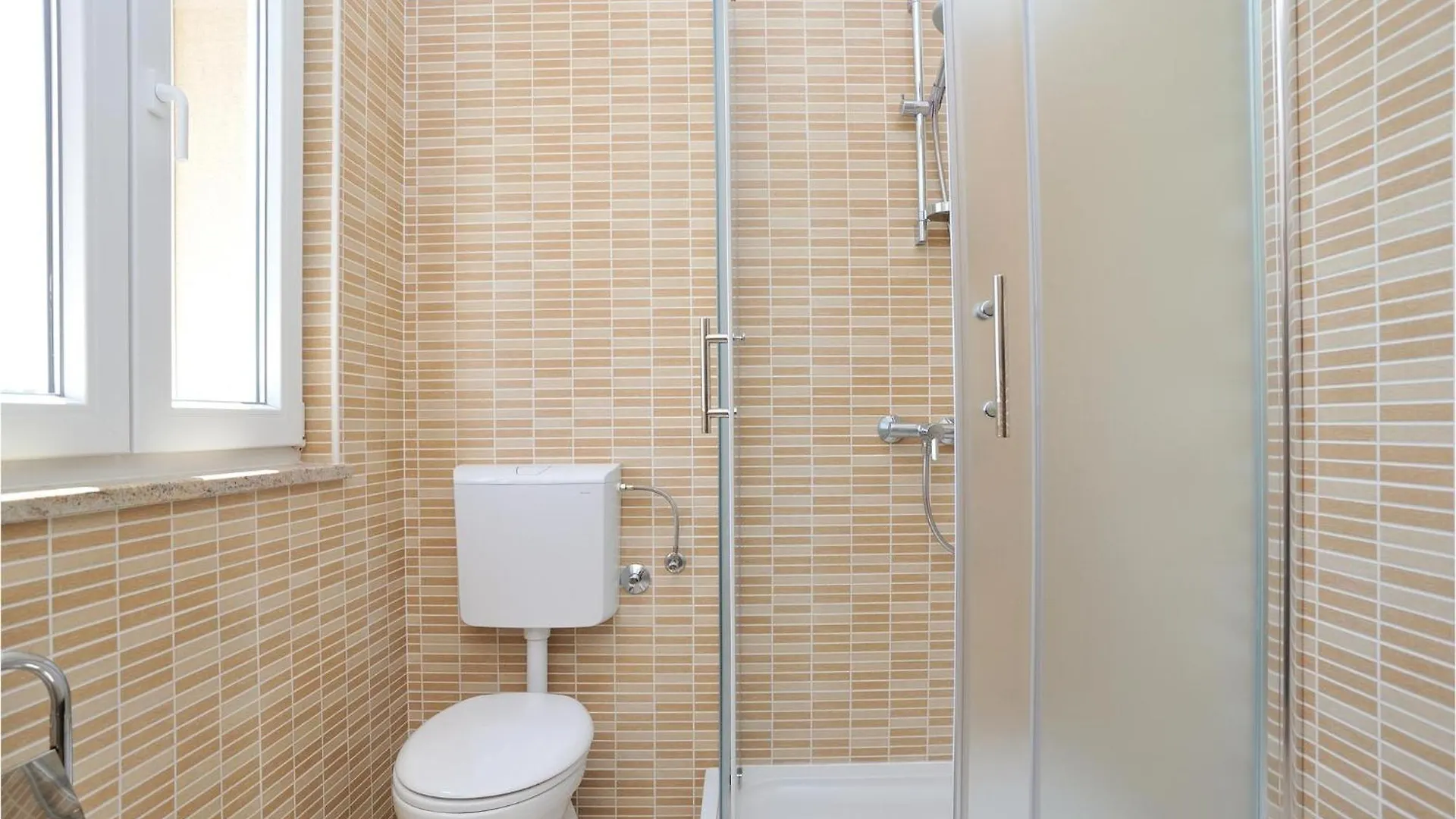 Beautiful Home In Pridraga With Kitchen Prázdninový dům