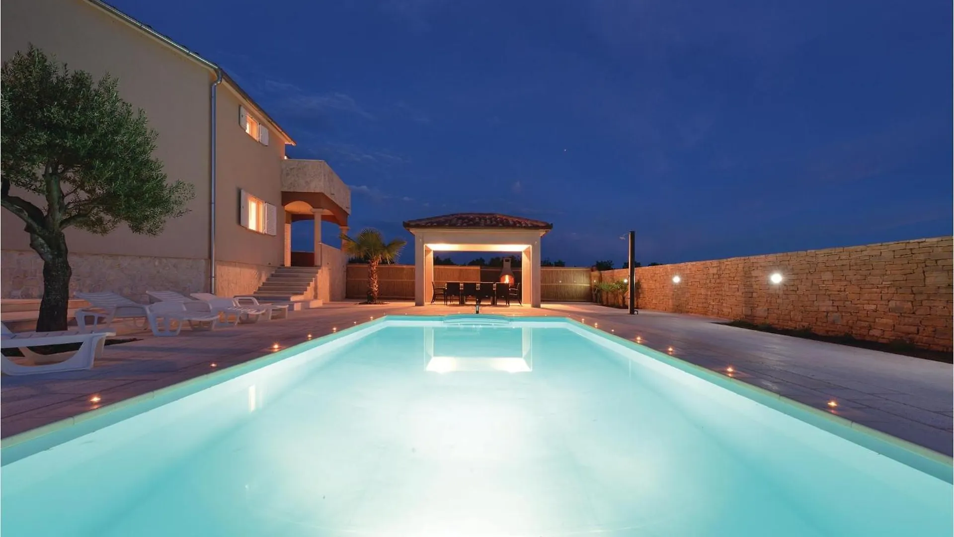 Beautiful Home In Pridraga With Kitchen Croatia