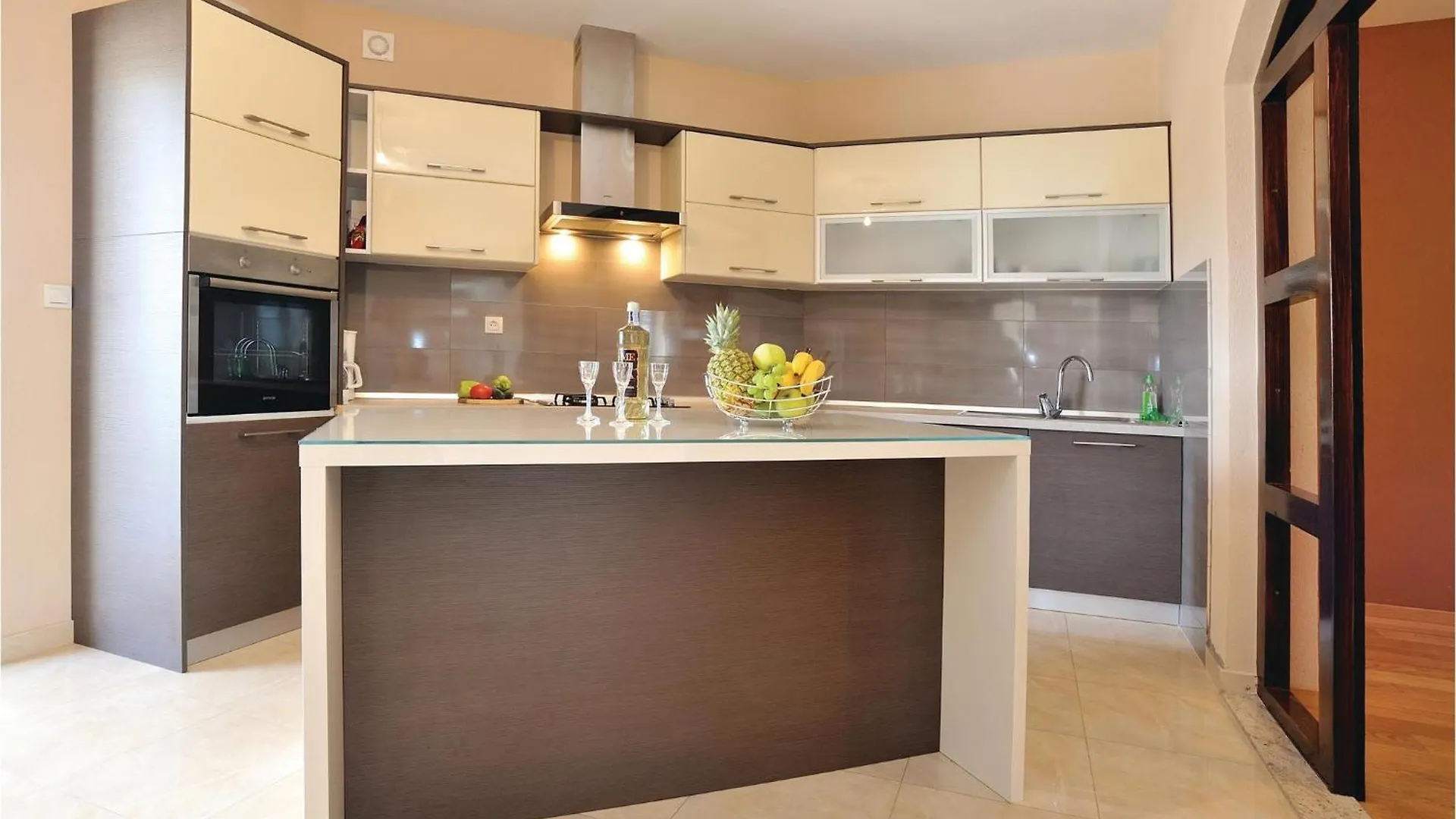 Holiday home Beautiful Home In Pridraga With Kitchen